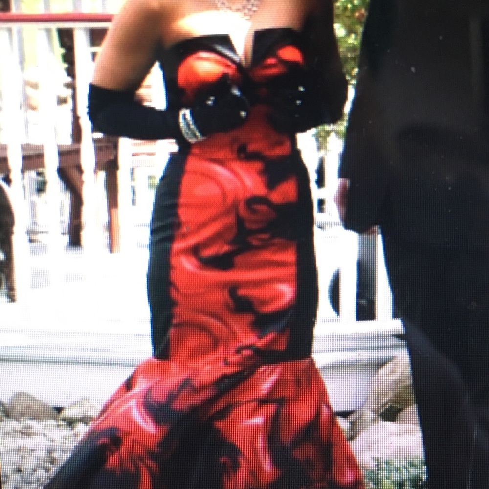Tony Bowls Prom Dress
